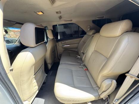 TOYOTA Hilux SW4 2.7 16V 4P FLEX SR 7 LUGARES AUTOM�TICO, Foto 10