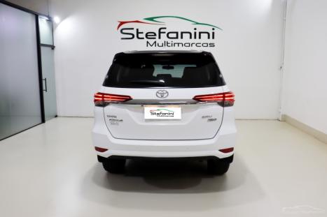 TOYOTA Hilux SW4 2.7 16V 4P FLEX SRV 7 LUGARES AUTOM�TICO, Foto 13