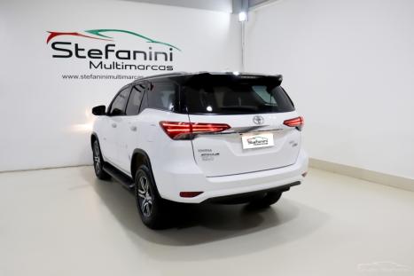 TOYOTA Hilux SW4 2.7 16V 4P FLEX SRV 7 LUGARES AUTOM�TICO, Foto 14