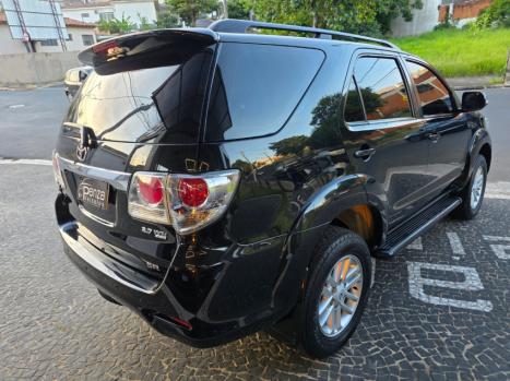 TOYOTA Hilux SW4 2.7 16V 4P FLEX SR 7 LUGARES AUTOM�TICO, Foto 4