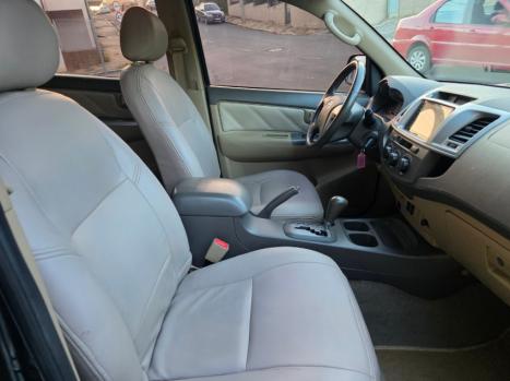 TOYOTA Hilux SW4 2.7 16V 4P FLEX SR 7 LUGARES AUTOM�TICO, Foto 6