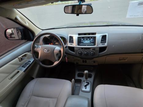 TOYOTA Hilux SW4 2.7 16V 4P FLEX SR 7 LUGARES AUTOM�TICO, Foto 7