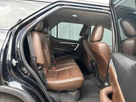 TOYOTA Hilux SW4 2.7 16V 4P SR AUTOM�TICO, Foto 15