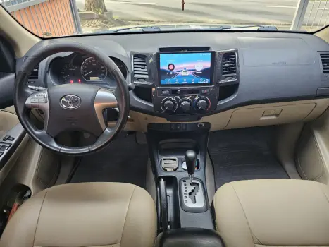 TOYOTA Hilux SW4 2.7 16V 4P SR FLEX AUTOM�TICO, Foto 3
