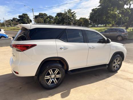 TOYOTA Hilux SW4 2.7 16V 4P FLEX SRV 7 LUGARES AUTOM�TICO, Foto 6