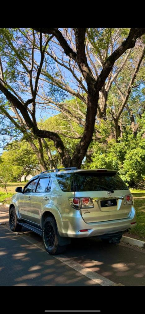 TOYOTA Hilux SW4 2.7 16V 4P SR FLEX, Foto 3