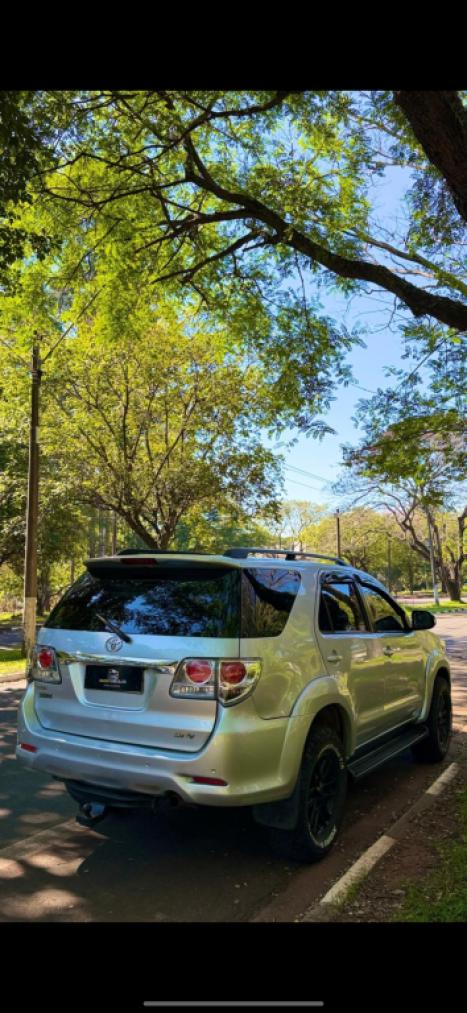 TOYOTA Hilux SW4 2.7 16V 4P SR FLEX, Foto 6