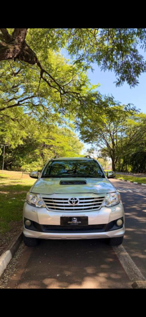 TOYOTA Hilux SW4 2.7 16V 4P SR FLEX, Foto 8