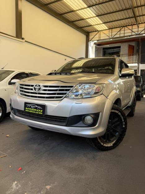 TOYOTA Hilux SW4 2.7 16V 4P SR FLEX AUTOM�TICO, Foto 1