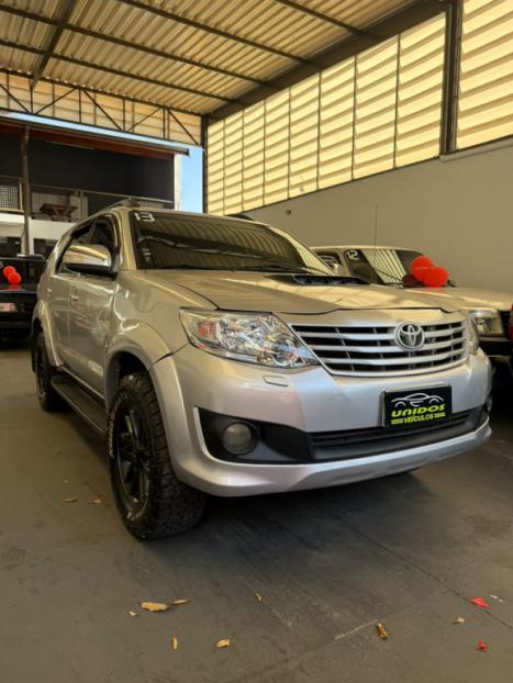 TOYOTA Hilux SW4 2.7 16V 4P SR FLEX AUTOM�TICO, Foto 3