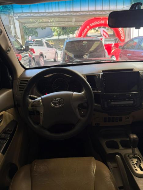 TOYOTA Hilux SW4 2.7 16V 4P SR FLEX AUTOM�TICO, Foto 8