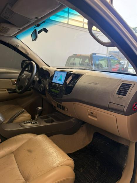 TOYOTA Hilux SW4 2.7 16V 4P SR FLEX AUTOM�TICO, Foto 11