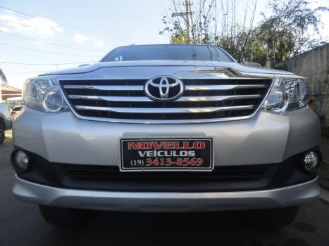 TOYOTA Hilux SW4 2.7 16V 4P SR FLEX AUTOMÁTICO, Foto 1