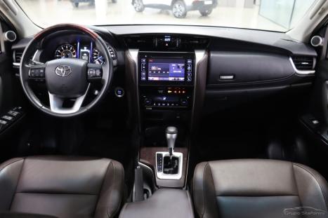TOYOTA Hilux SW4 2.7 16V 4P FLEX SRV 7 LUGARES AUTOMÁTICO, Foto 6