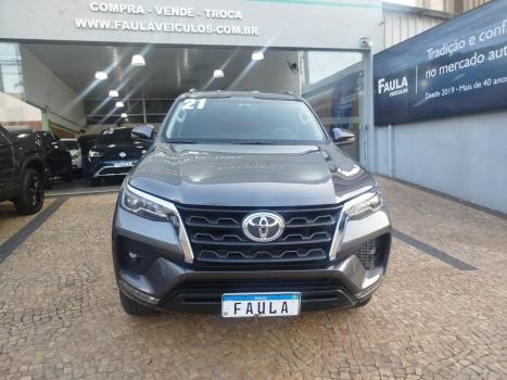 TOYOTA Hilux SW4 2.7 16V 4P FLEX SRV 7 LUGARES AUTOMÁTICO, Foto 1