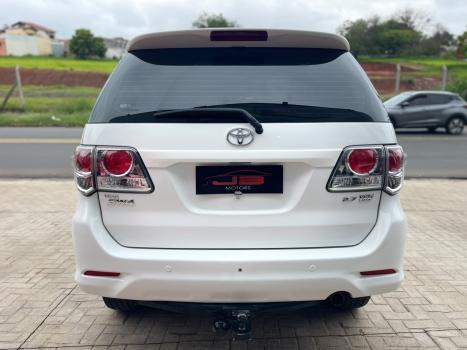 TOYOTA Hilux SW4 2.7 16V 4P SR AUTOMÁTICO, Foto 2