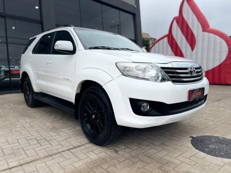 TOYOTA Hilux SW4 2.7 16V 4P SR AUTOMÁTICO, Foto 4