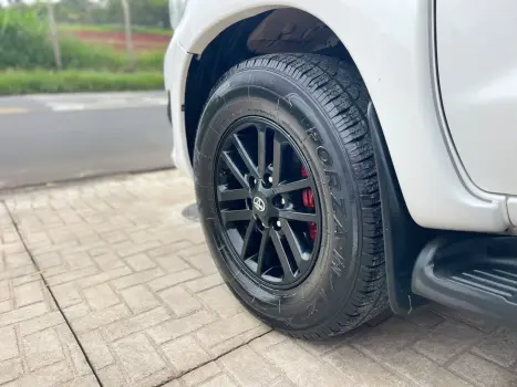 TOYOTA Hilux SW4 2.7 16V 4P SR AUTOMÁTICO, Foto 11