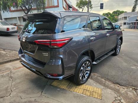 TOYOTA Hilux SW4 2.8 16V 4P SRX PLATINUM 4X4 7 LUGARES TURBO DIESEL AUTOM�TICO, Foto 9