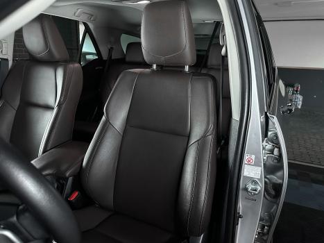 TOYOTA Hilux SW4 2.8 16V 4P SRX 4X4 7 LUGARES TURBO DIESEL AUTOMTICO, Foto 11