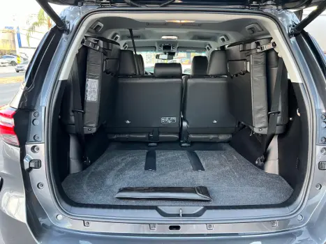 TOYOTA Hilux SW4 2.8 16V 4P SRX PLATINUM 4X4 7 LUGARES TURBO DIESEL AUTOMTICO, Foto 13