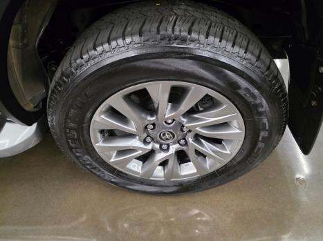 TOYOTA Hilux SW4 2.8 16V 4P SRX 4X4 7 LUGARES TURBO DIESEL AUTOMTICO, Foto 7