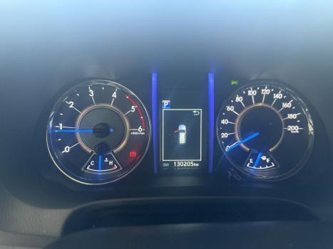 TOYOTA Hilux SW4 2.8 16V 4P SRX 4X4 7 LUGARES TURBO DIESEL AUTOMTICO, Foto 18