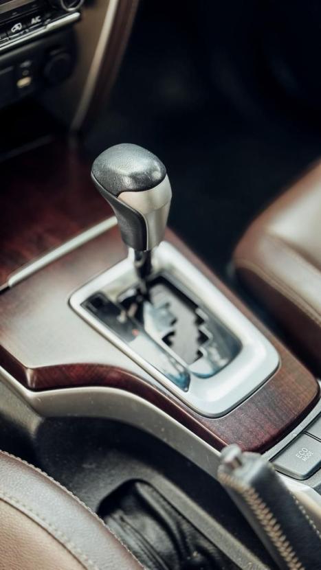 TOYOTA Hilux SW4 2.8 4P SRX 4X4 TURBO DIESEL AUTOMTICO, Foto 9