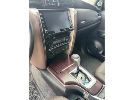 TOYOTA Hilux SW4 2.8 16V 4P SRX 4X4 7 LUGARES TURBO DIESEL AUTOM�TICO, Foto 9