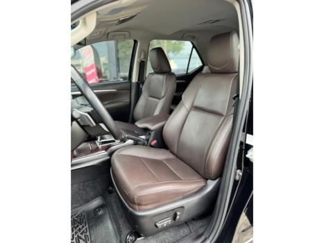 TOYOTA Hilux SW4 2.8 16V 4P SRX 4X4 7 LUGARES TURBO DIESEL AUTOM�TICO, Foto 10