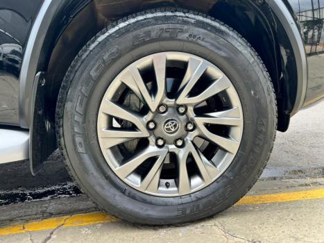 TOYOTA Hilux SW4 2.8 4P SRX 4X4 TURBO DIESEL AUTOM�TICO, Foto 14