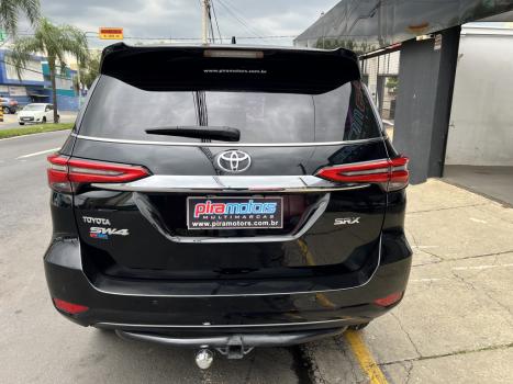 TOYOTA Hilux SW4 2.8 16V 4P SRX 4X4 7 LUGARES TURBO DIESEL AUTOM�TICO, Foto 6