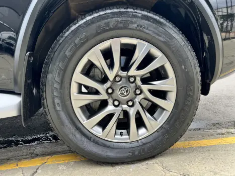 TOYOTA Hilux SW4 2.8 16V 4P SRX 4X4 7 LUGARES TURBO DIESEL AUTOM�TICO, Foto 14