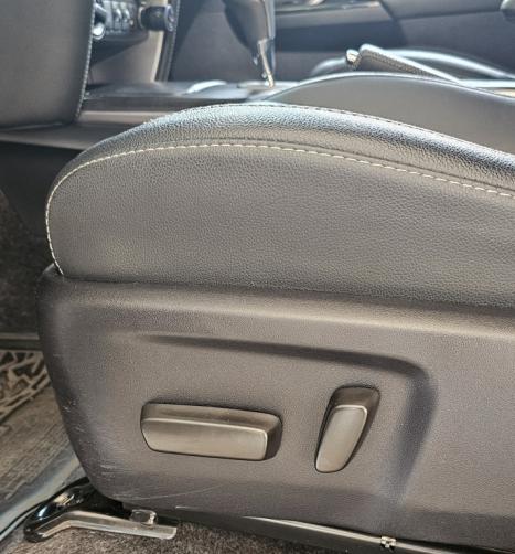 TOYOTA Hilux SW4 2.8 16V 4P SRX 4X4 7 LUGARES TURBO DIESEL AUTOM�TICO, Foto 23