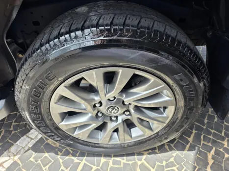 TOYOTA Hilux SW4 2.8 16V 4P SRX 4X4 7 LUGARES TURBO DIESEL AUTOM�TICO, Foto 8