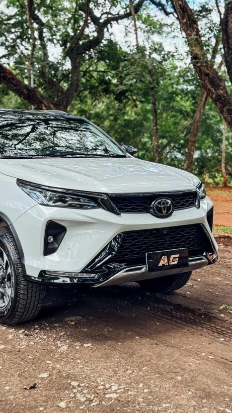 TOYOTA Hilux SW4 2.8 16V 4P SRX PLATINUM 4X4 7 LUGARES TURBO DIESEL AUTOM�TICO, Foto 5