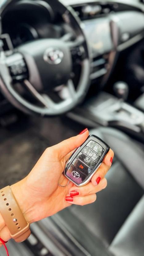 TOYOTA Hilux SW4 2.8 16V 4P SRX PLATINUM 4X4 7 LUGARES TURBO DIESEL AUTOM�TICO, Foto 11