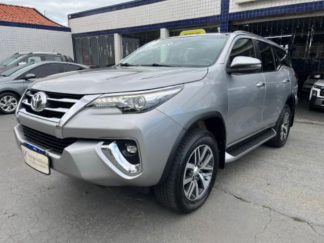 TOYOTA Hilux SW4 2.8 4P SRX 4X4 TURBO DIESEL AUTOM�TICO, Foto 5