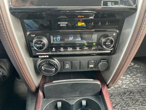 TOYOTA Hilux SW4 2.8 4P SRX 4X4 TURBO DIESEL AUTOM�TICO, Foto 22