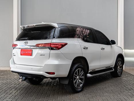 TOYOTA Hilux SW4 2.8 16V 4P SRX 4X4 7 LUGARES TURBO DIESEL AUTOM�TICO, Foto 7