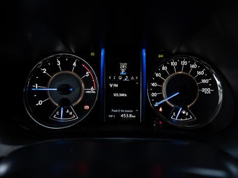 TOYOTA Hilux SW4 2.8 16V 4P SRX 4X4 7 LUGARES TURBO DIESEL AUTOM�TICO, Foto 15