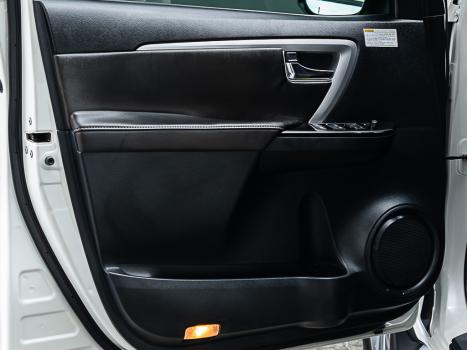 TOYOTA Hilux SW4 2.8 16V 4P SRX 4X4 7 LUGARES TURBO DIESEL AUTOM�TICO, Foto 24