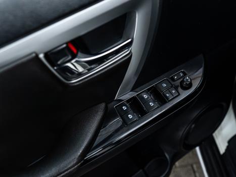 TOYOTA Hilux SW4 2.8 16V 4P SRX 4X4 7 LUGARES TURBO DIESEL AUTOM�TICO, Foto 25