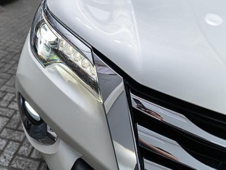 TOYOTA Hilux SW4 2.8 16V 4P SRX 4X4 7 LUGARES TURBO DIESEL AUTOM�TICO, Foto 28