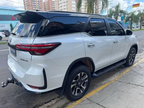 TOYOTA Hilux SW4 2.8 4P SRX 4X4 DIAMOND 7 LUGARES TURBO DIESEL AUTOM�TICO, Foto 7