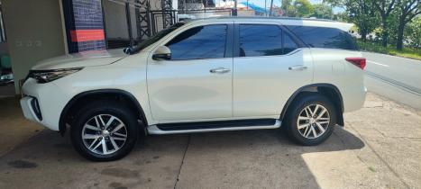 TOYOTA Hilux SW4 2.8 16V 4P SRX 4X4 7 LUGARES TURBO DIESEL AUTOM�TICO, Foto 3