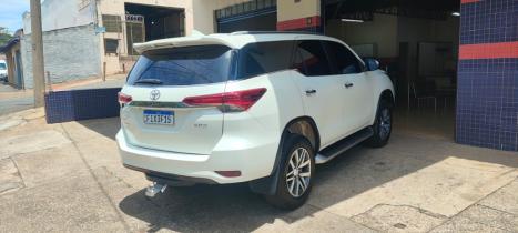 TOYOTA Hilux SW4 2.8 16V 4P SRX 4X4 7 LUGARES TURBO DIESEL AUTOM�TICO, Foto 5