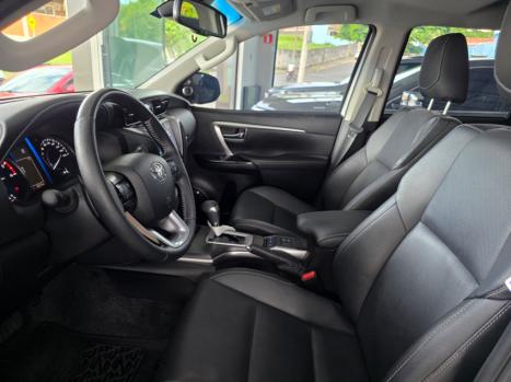 TOYOTA Hilux SW4 2.8 16V 4P SRX 4X4 7 LUGARES TURBO DIESEL AUTOM�TICO, Foto 8