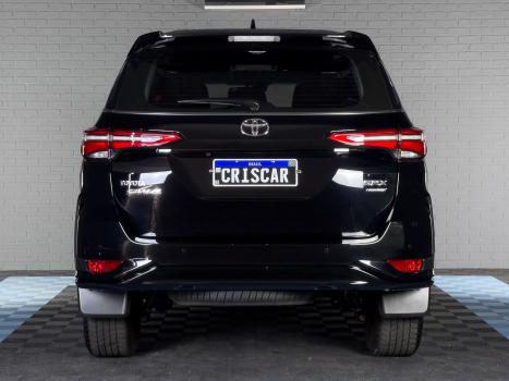 TOYOTA Hilux SW4 2.8 16V 4P SRX PLATINUM 4X4 7 LUGARES TURBO DIESEL AUTOM�TICO, Foto 3