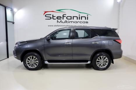 TOYOTA Hilux SW4 2.8 16V 4P SRX 4X4 7 LUGARES TURBO DIESEL AUTOM�TICO, Foto 10